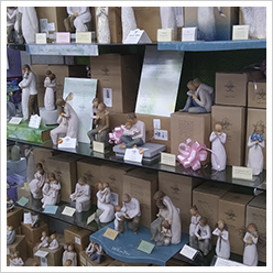 Figurines